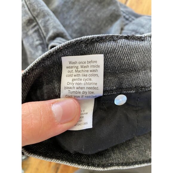 SO High Rise Mom Fit Black Acid Wash Jeans Size 9/29W Cotton Spandex Stretch - Picture 5 of 7